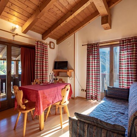 Residenza 3-Tre Aparthotel Madonna Exteriör bild